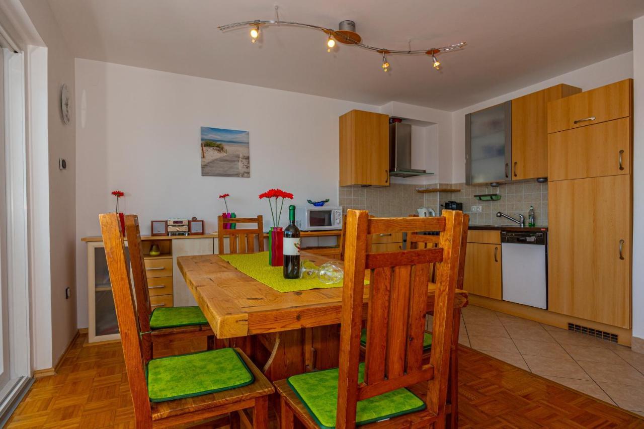 Apartment Svjetlana Dramalj Zewnętrze zdjęcie
